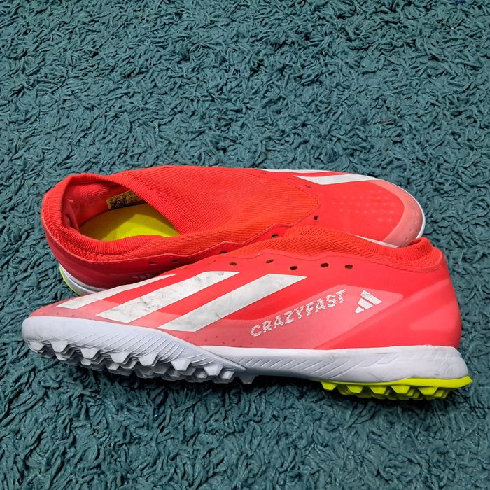 Adidasi sintetic s au sala Adidas