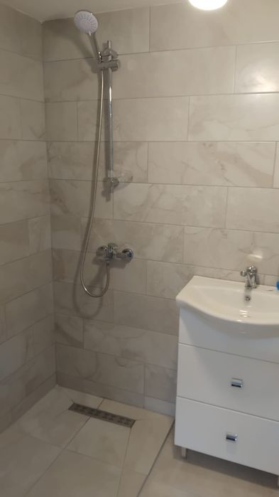 Prestări servicii
