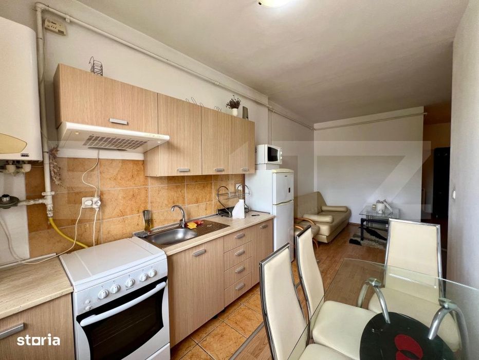 Apartament 2 camere mobilat utilat, parcare CF, lift, intermediar, zon