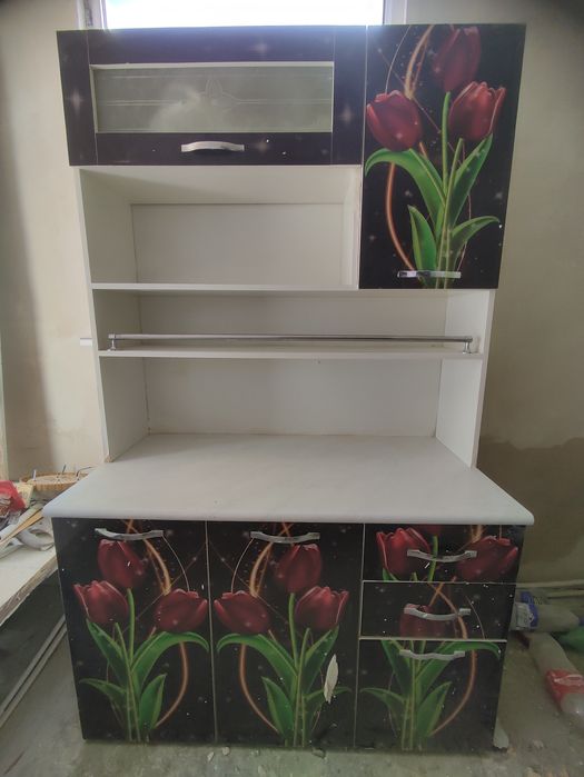 Кухонный гарнитур сатылады