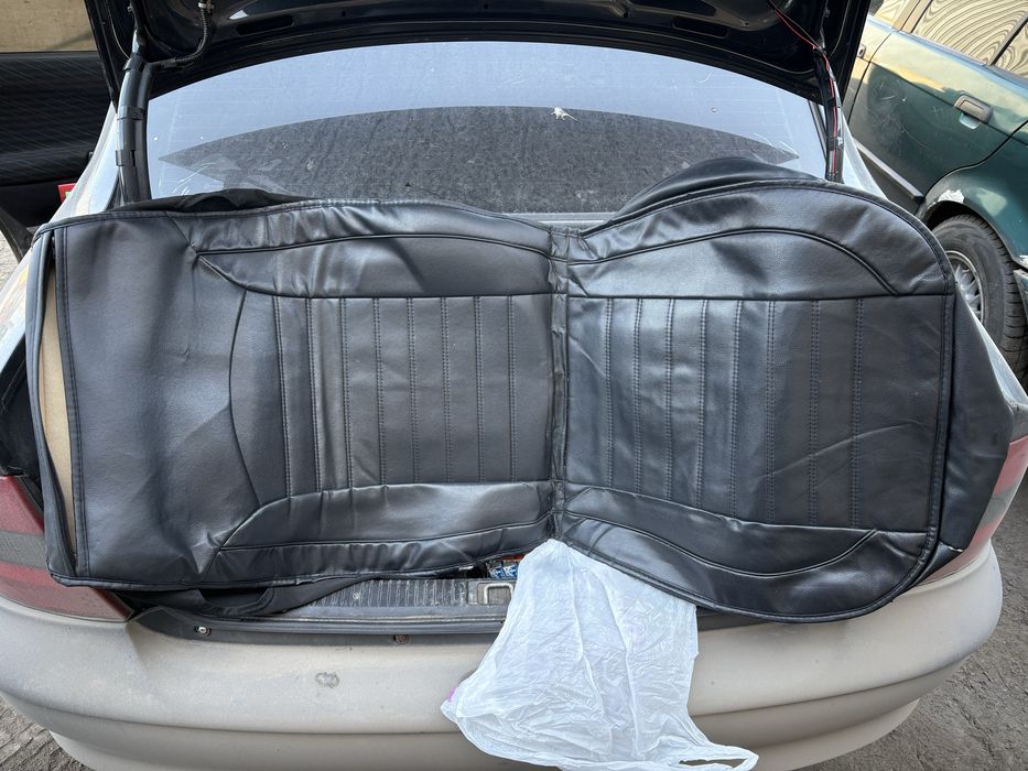 Продам чехлы кожа