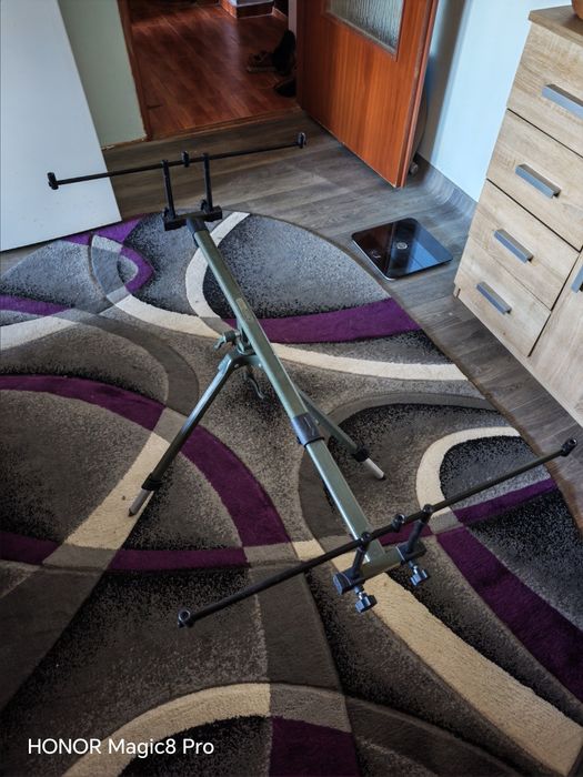 Vând rodpod carp pro