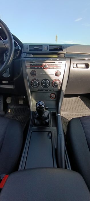 Mazda 3 Hatchback / Мазда 3