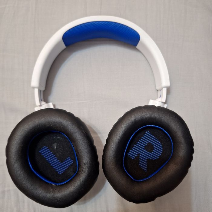 Vând JBL Quantum 360P Wireless White/Blue
