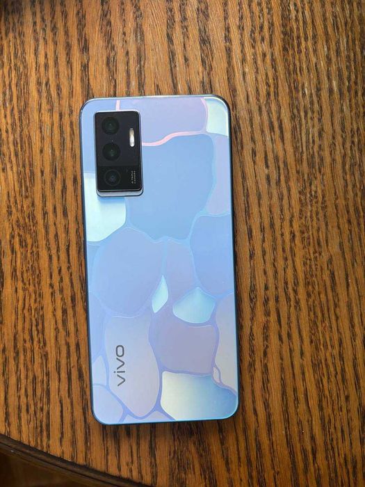 Продаю Vivo V23e