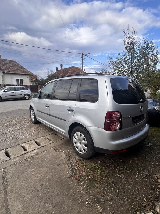 VOLKSWAGEN Touran 0 — imagine 2