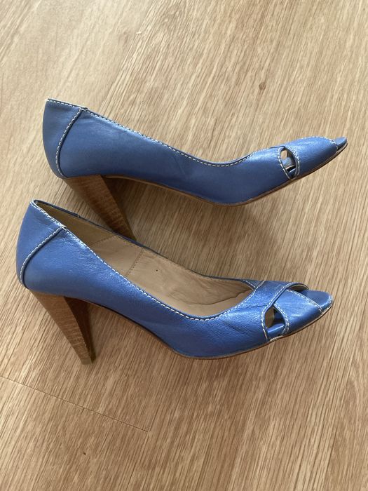 Кожаные туфли абсолютно новые