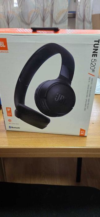 Наушники JBL TUNE 520BT