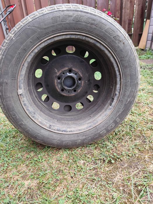 Set 4 roti iarna Volkswagen Passat, jante de tabla, ice-plus 205/55R16