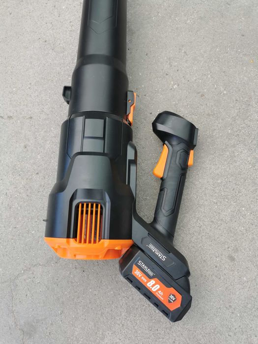 Акумулаторна духалка за листа 2 батерии х  36V/8Ah