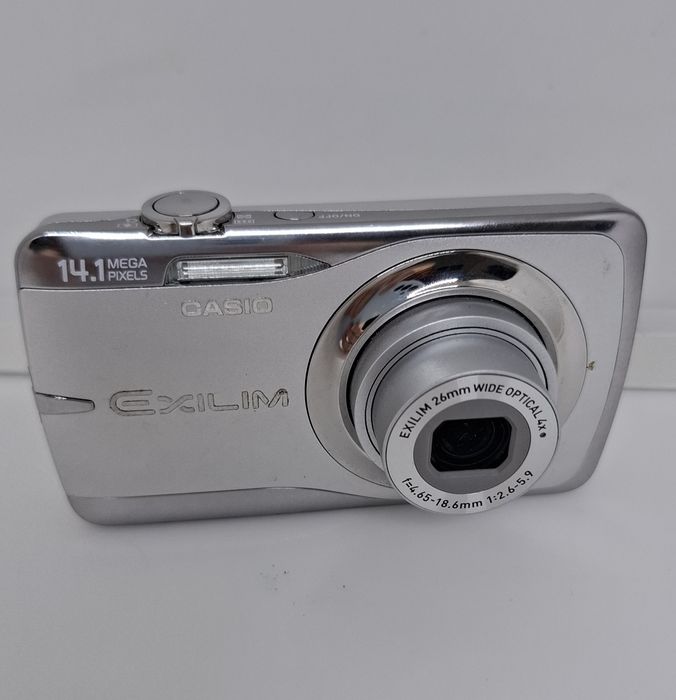 Casio Exilim EX-Z550 компактен дигитален фотоапарат