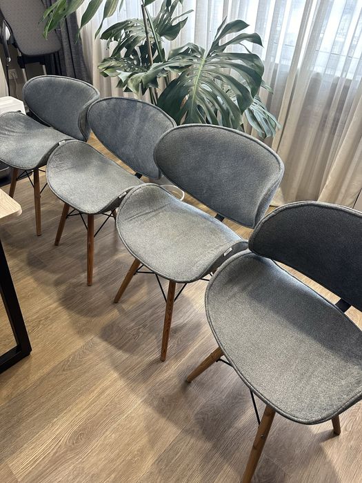 Продаю Стулья AIKO, в поддерженном состоянии