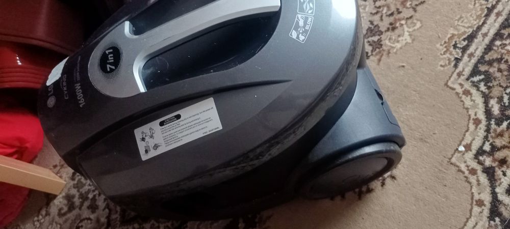 Пылесос моющий Лд