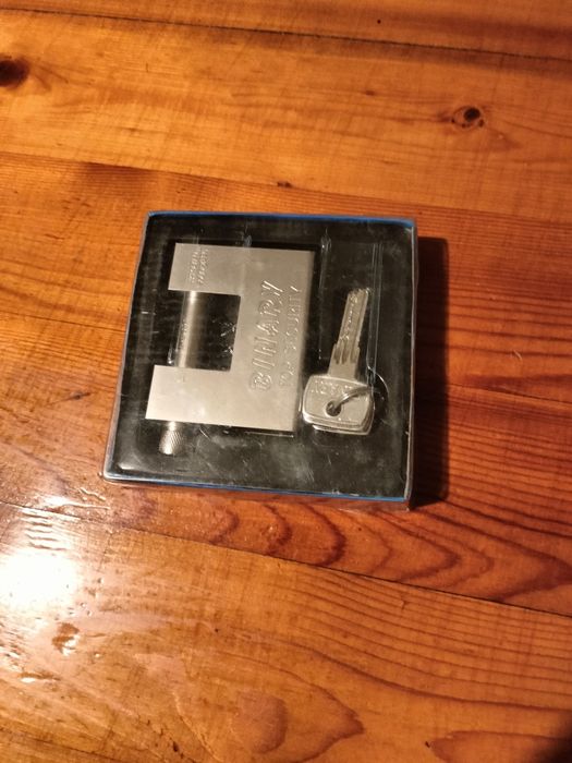 Замок навесной новый