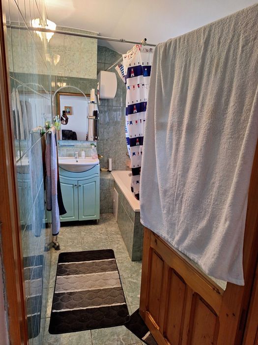 Casa la tara Movila Miresii