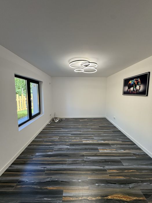 URGENT vand casa in Azuga, 3 minute de partie  pret fix