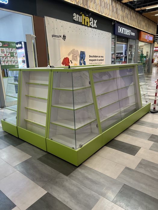 Stand insula telefoane Mall