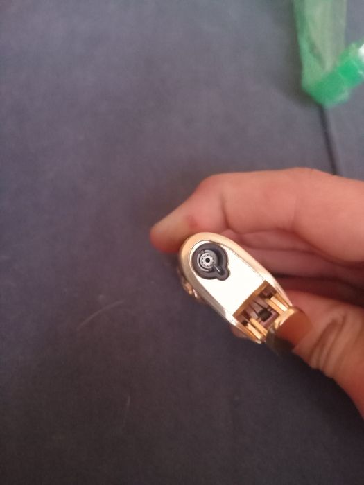 Зажигалка рабочая