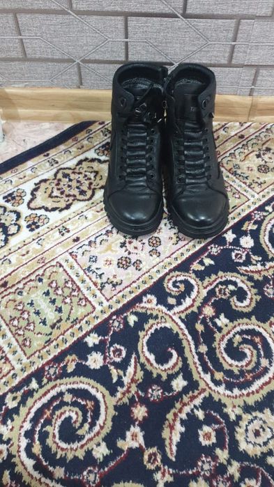 Подростковая обувь Tiflani