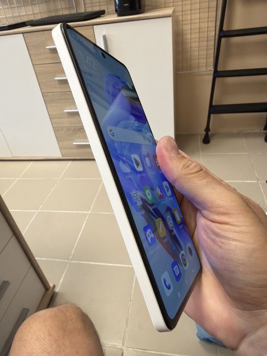 Xiaomi Redmi Note 12 Pro 5G 6+2/128gb - перфектни