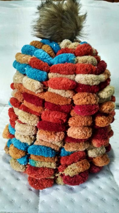 Дамска шапка     .