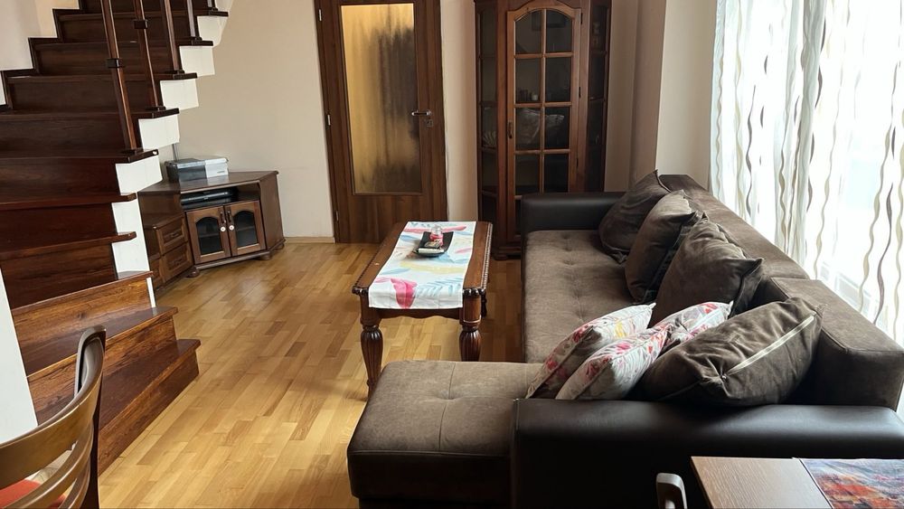 Дава се под наем Двустаен апартамент в Пазарджик, Запад - 75 кв.м за 280.5 € - Снимка #1