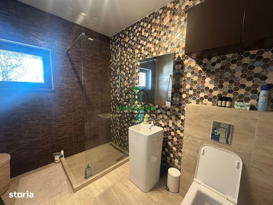 Apartament 4 camere - tip Penthouse - Zona 1 Mai