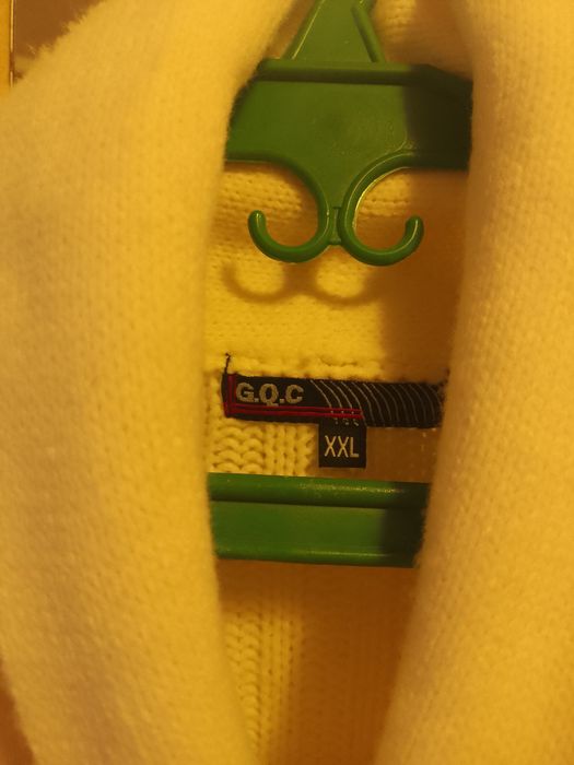 Pulover modern și gros bărbătesc ,cu nasturi ,mărime XXL , Italy