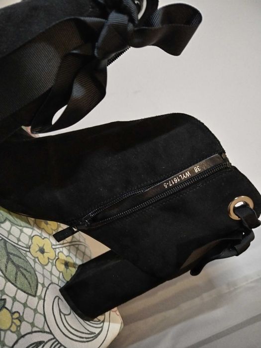 Pantofi/Sandale cu varf deschis, mar. 38, ca noi.