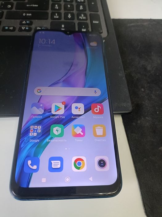 Продам сотовый телефон Redmi 9