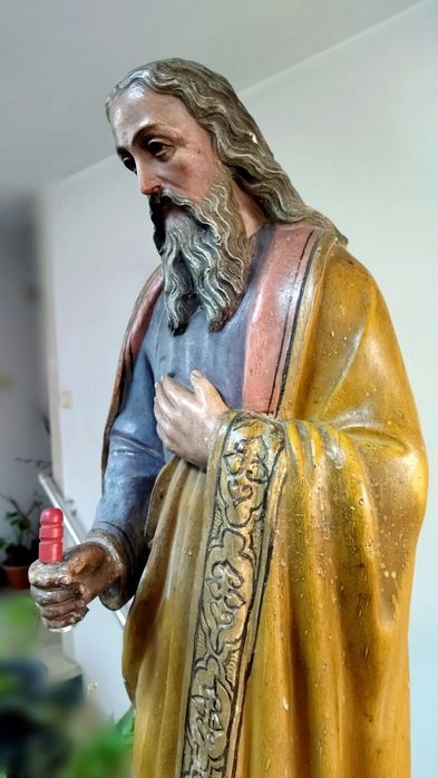 Фигура на светец