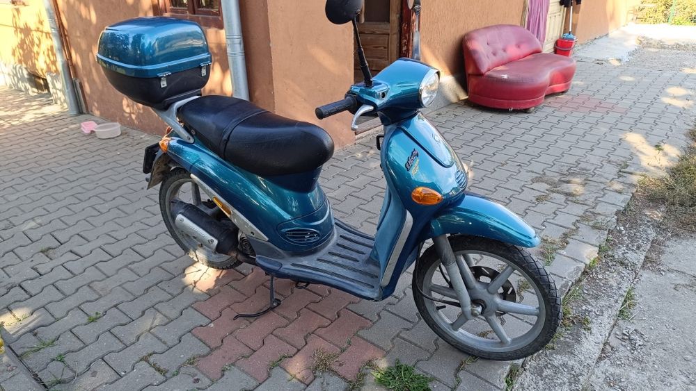 Piaggio Liberty 49 CC .. fiscal