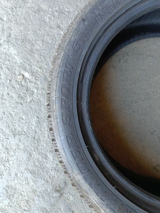 Зимни гуми -2021г.-17цола-205/50-1бр.-95лв."DUNLOP"