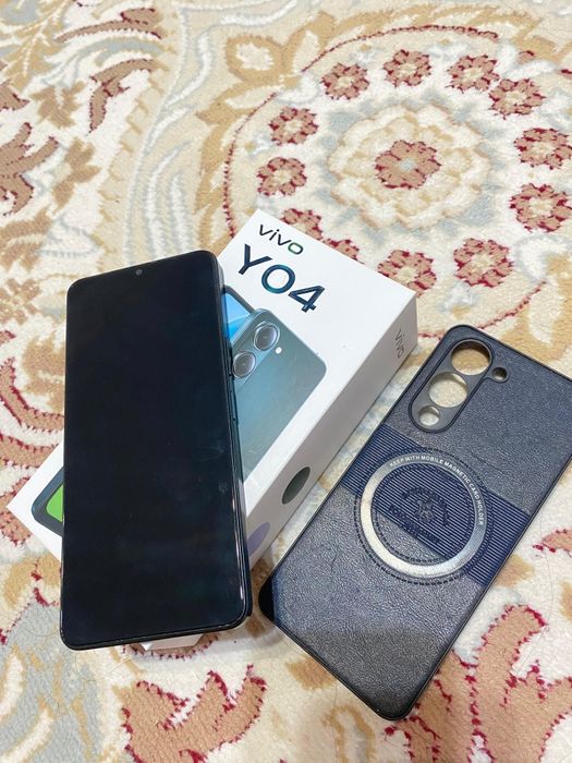 Продам Vivo Y04 сост идеал