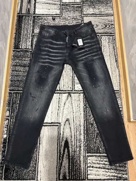 Blugi dsquared2 .Toate Marimile