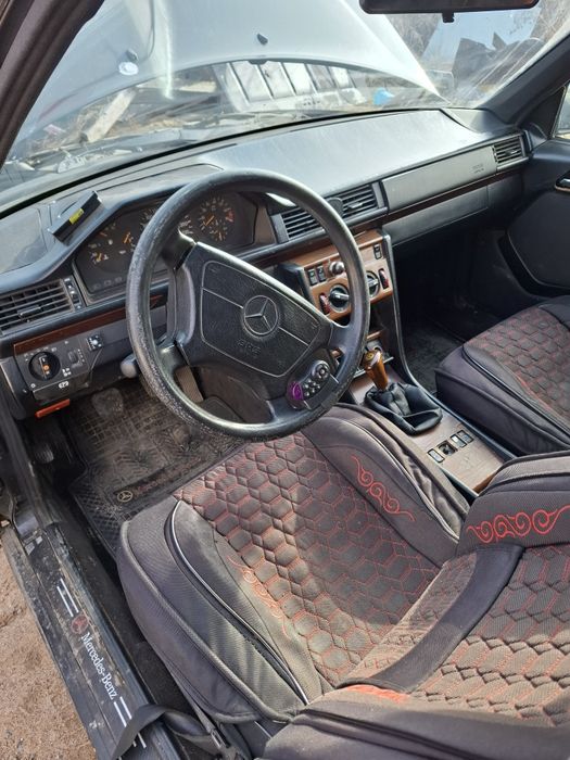 Продам мерседес по запчастям