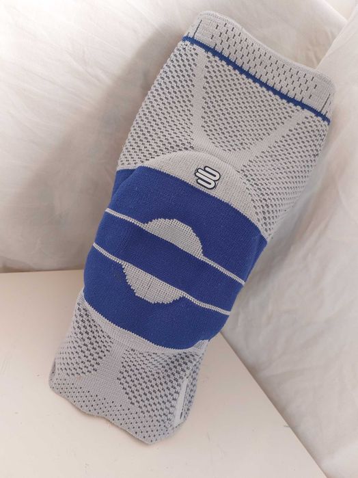 Orteza de genunchi Bauerfeind ,Marime 6,universal