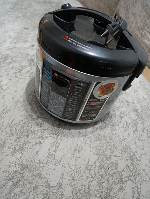 Мультиварка Redmond SkyCooker RMC-M40S