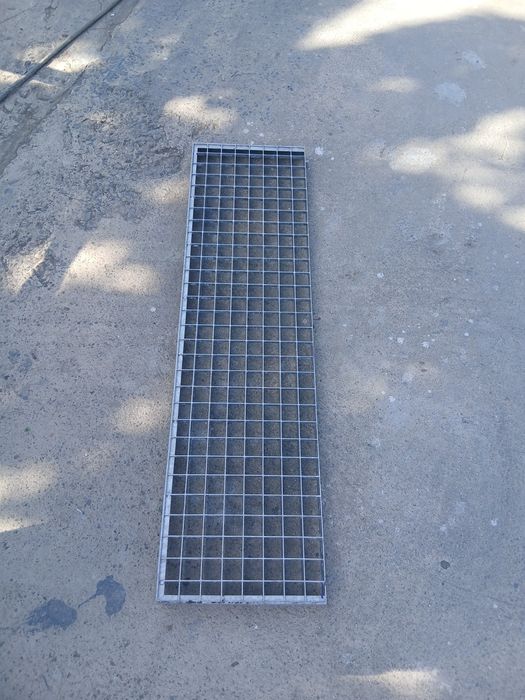 Trepte zincate galvanizate