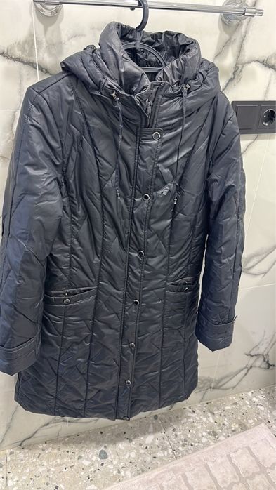 Продам куртку за 5000