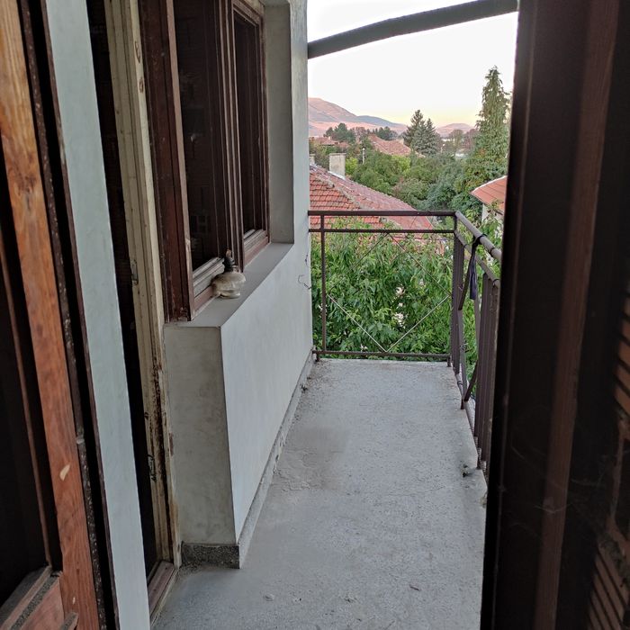 Продава се Етаж от къща в Кюстендил, Бузлуджа - 100 кв.м за 352 €/кв.м - Снимка #5