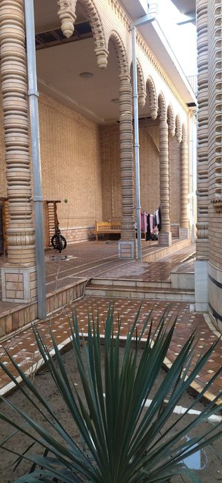 Срочно продаётся дом. 6-соток.Хужа Ахрори Вали.