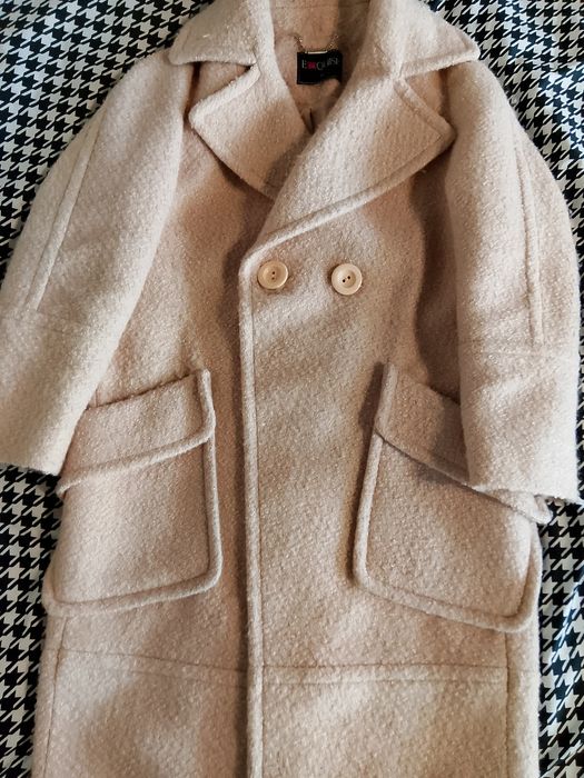 продам весенние осенние пальто!!!