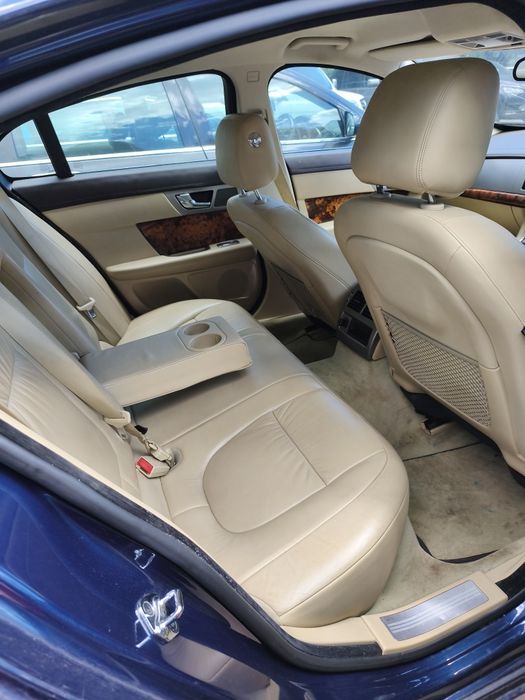 JAGUAR XF 2010 — imagine 5