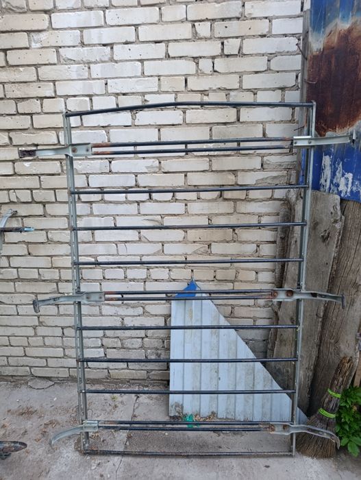 Продам багажник .