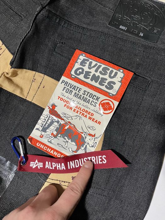 две пары винтажных джинс evisu