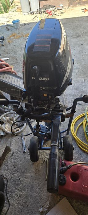 Motor barca suzuki