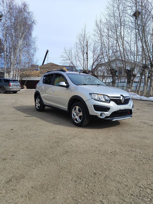 Рено Сандеро Степвей 2015
