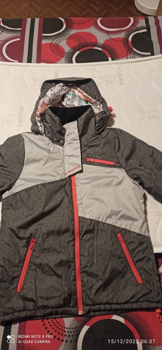 Детски (дамски) ски екип гр. Бургас Меден рудник - зона Г • OLX.bg