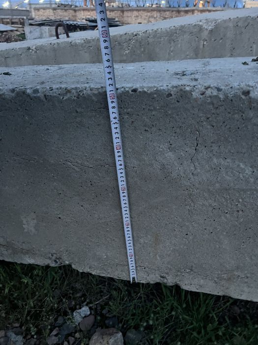 Прадается колона